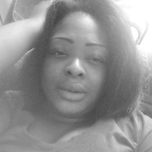 Meet your Posher, Lola